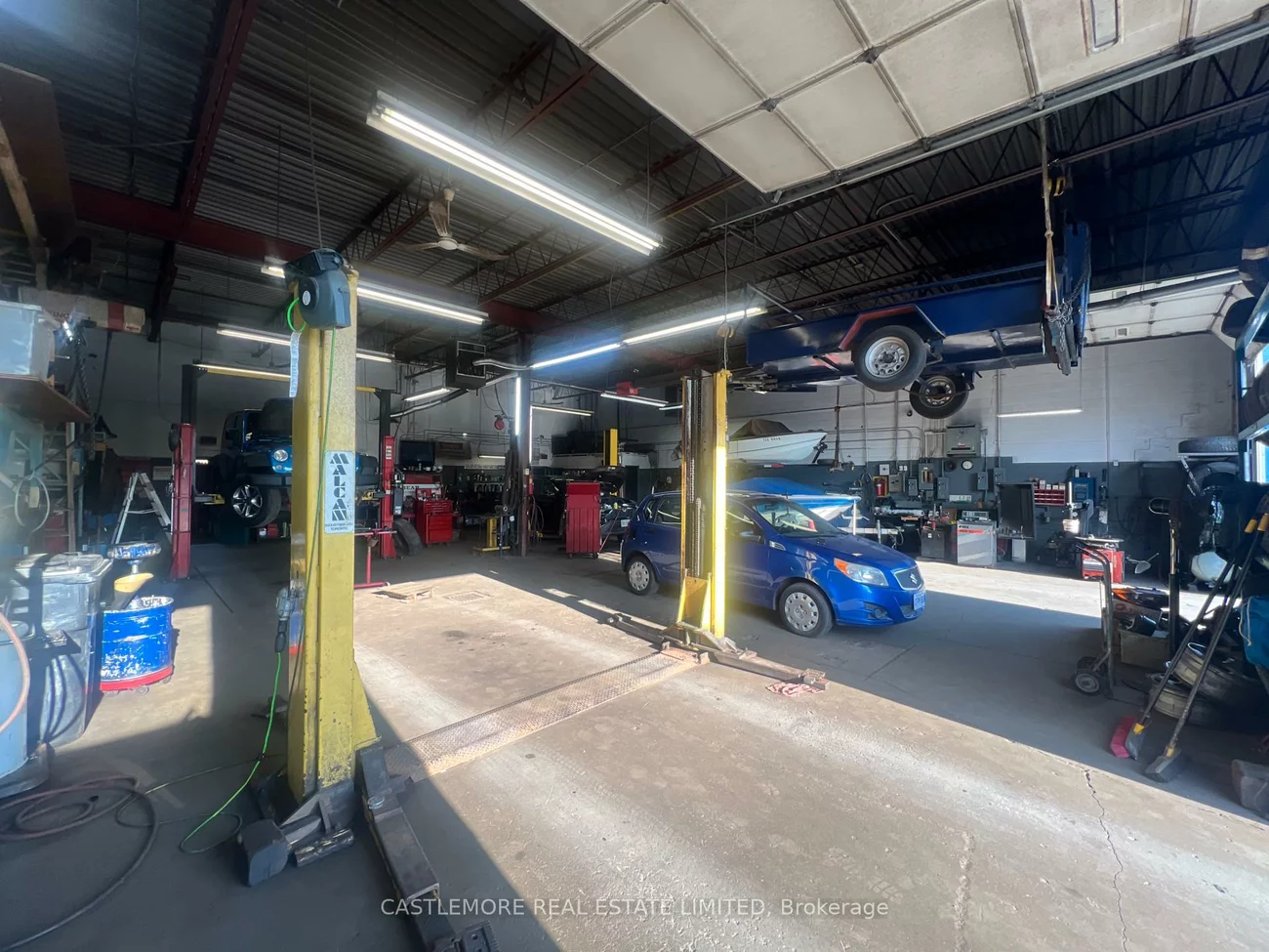 148, limestone, York University Heights, Toronto