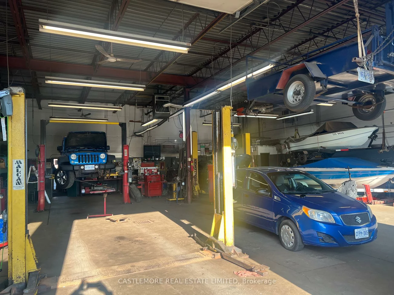 148, limestone, York University Heights, Toronto