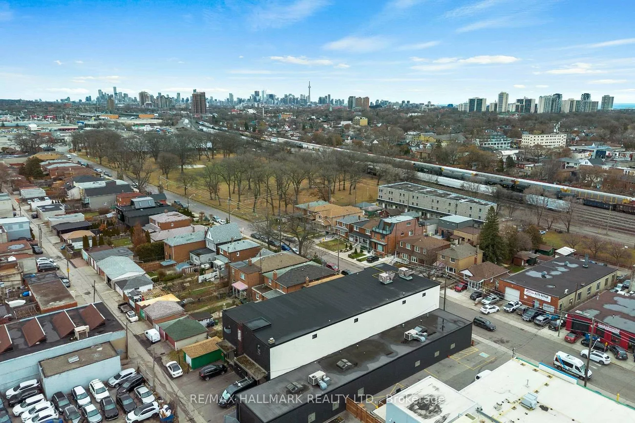 346-348, Ryding, Junction Area, Toronto
