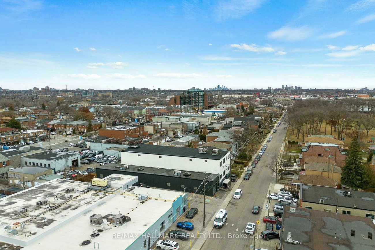 346-348, Ryding, Junction Area, Toronto