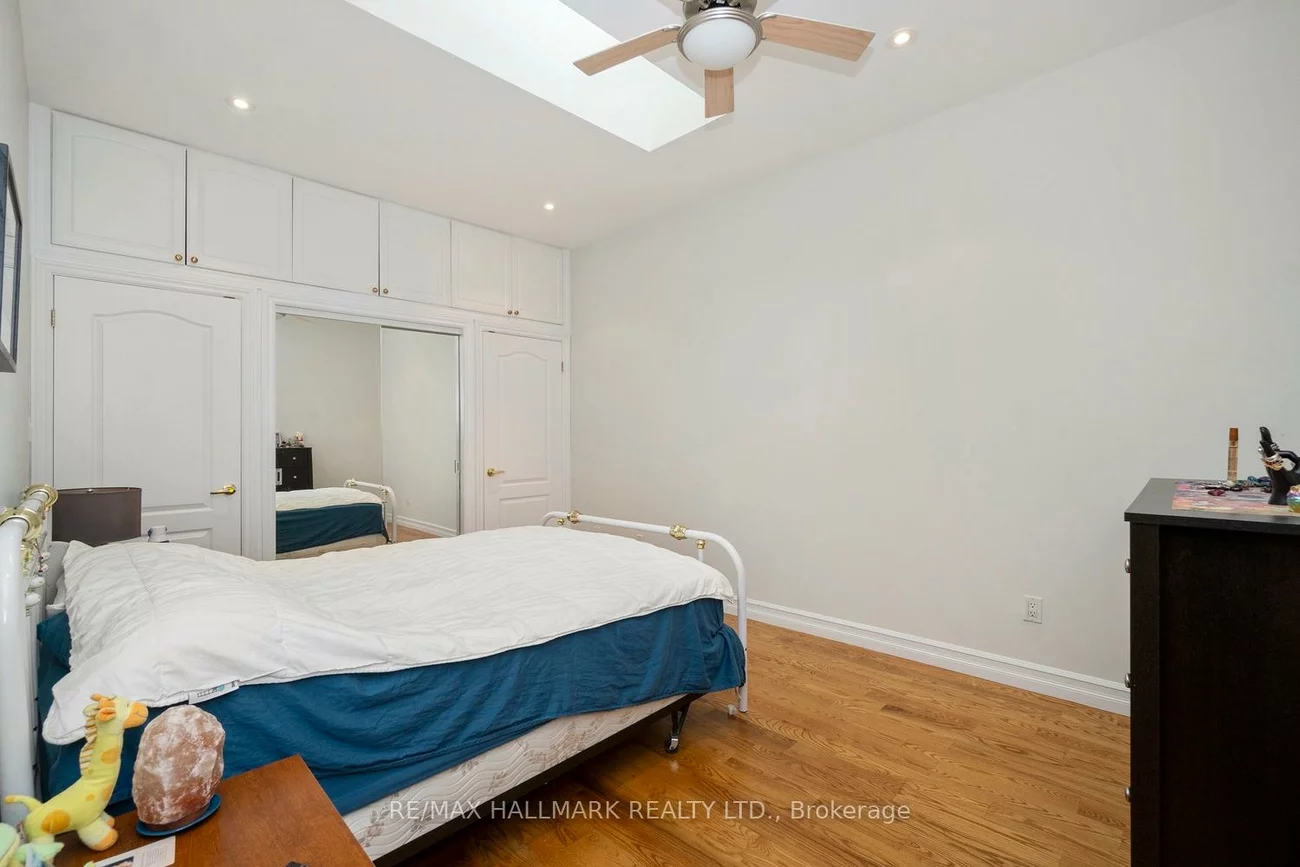 3631, Dundas, Runnymede-Bloor West Village, Toronto