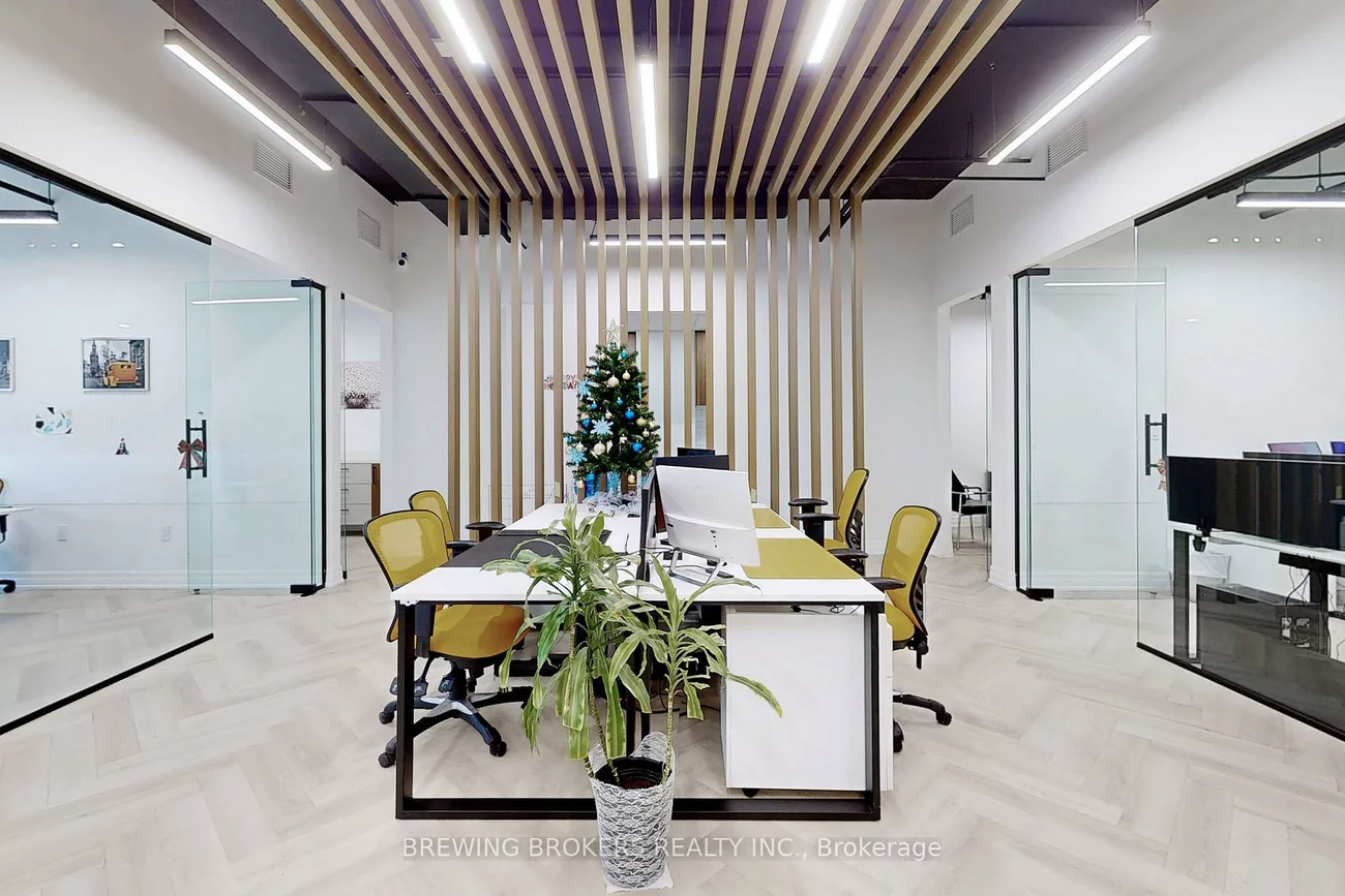1275, Finch, York University Heights, Toronto