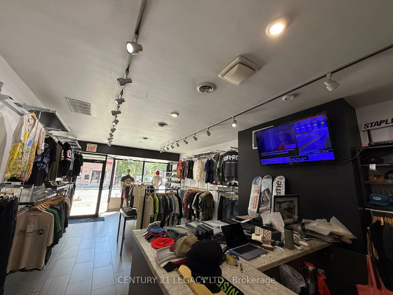 1280, Bloor, Dovercourt-Wallace Emerson-Junction, Toronto