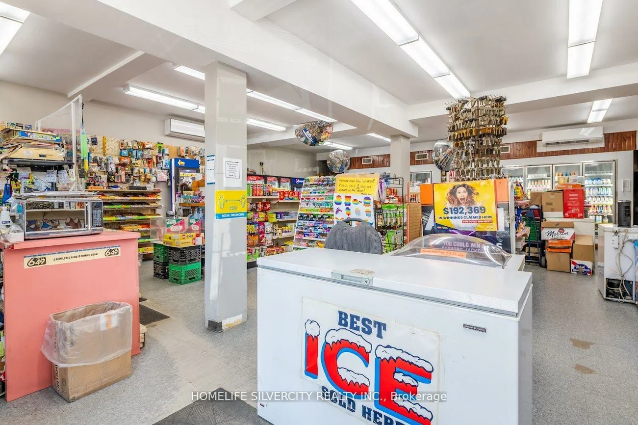 4, Brookhaven, Brookhaven-Amesbury, Toronto