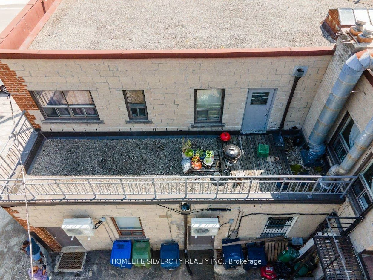 4, Brookhaven, Brookhaven-Amesbury, Toronto