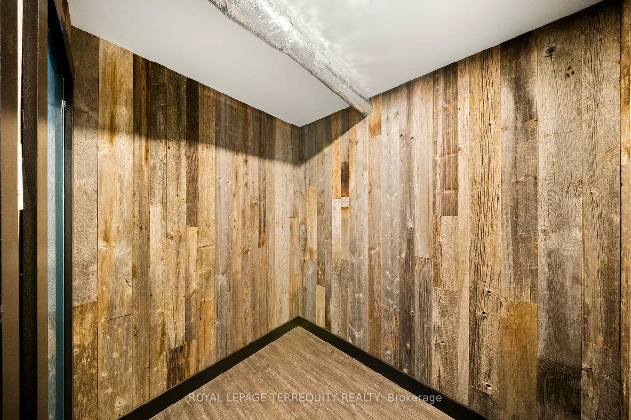 32, Goodmark, West Humber-Clairville, Toronto