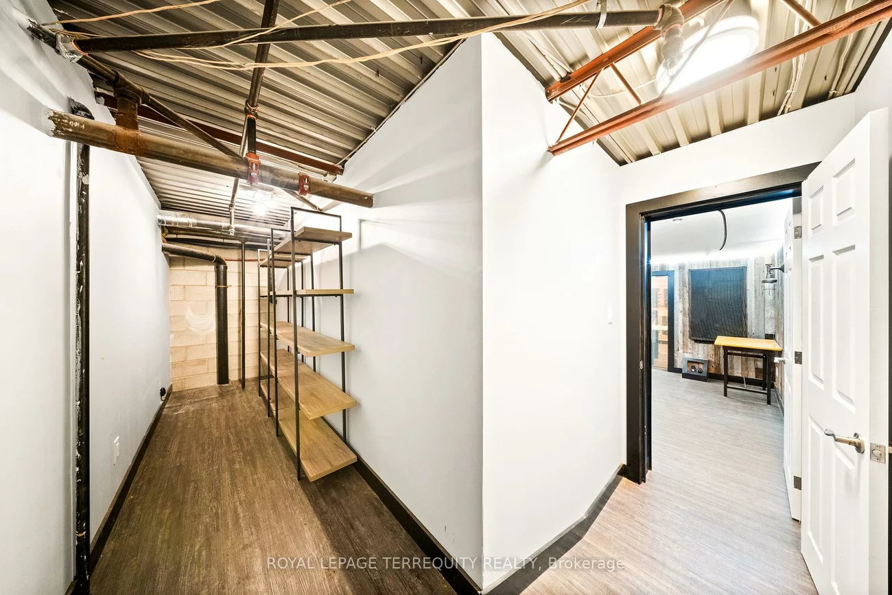 32, Goodmark, West Humber-Clairville, Toronto