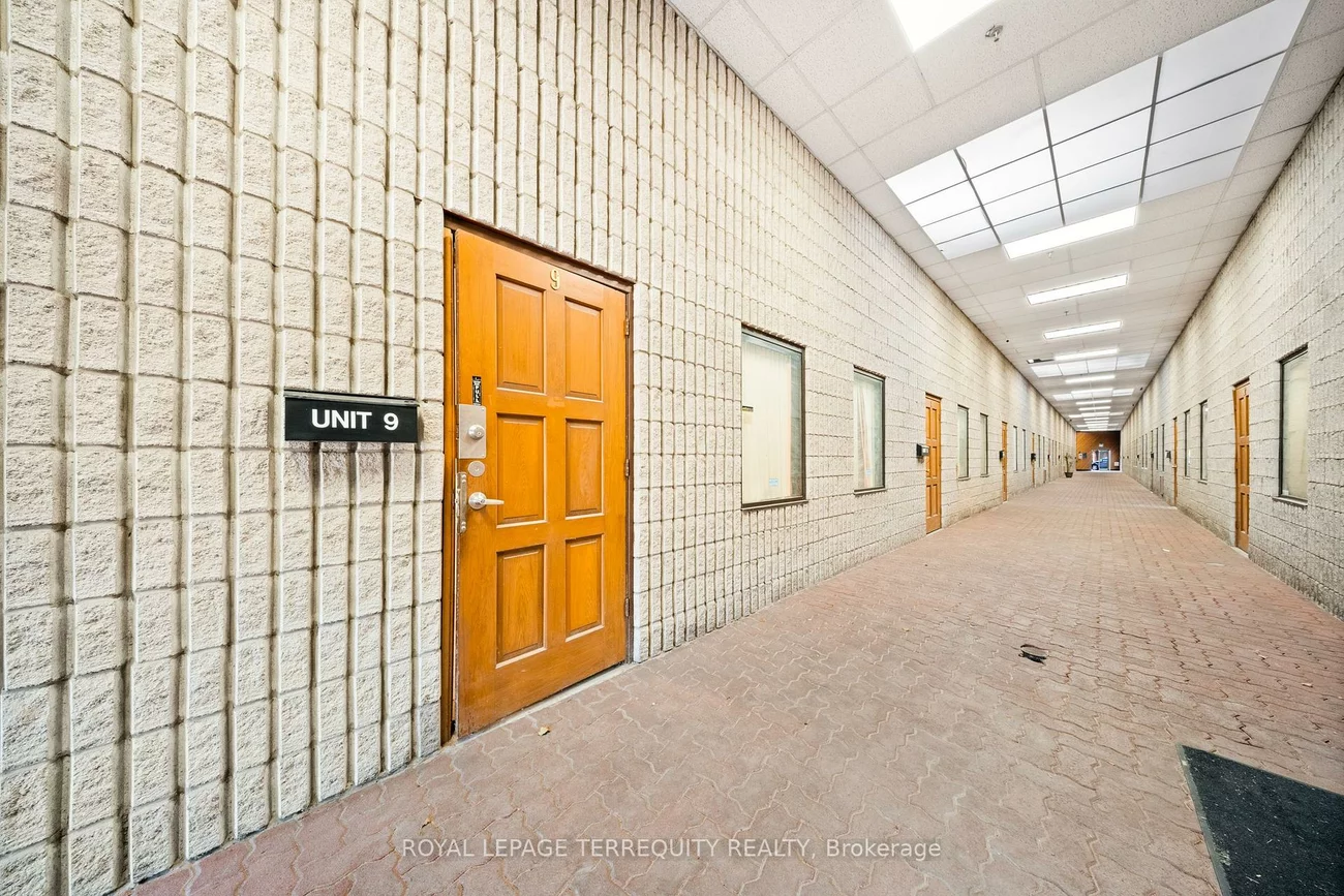 32, Goodmark, West Humber-Clairville, Toronto