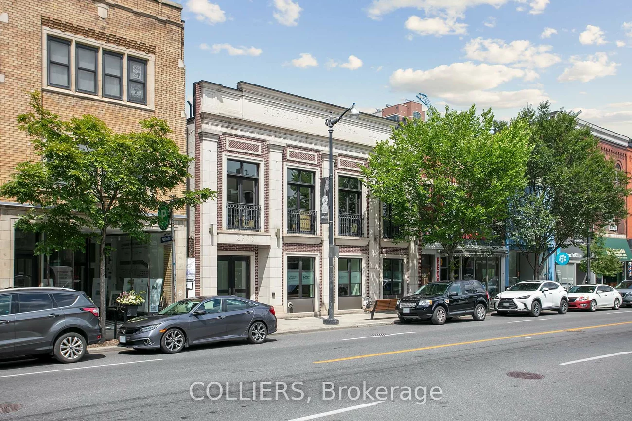 2926, Dundas, Junction Area, Toronto