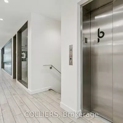 2926, Dundas, Junction Area, Toronto