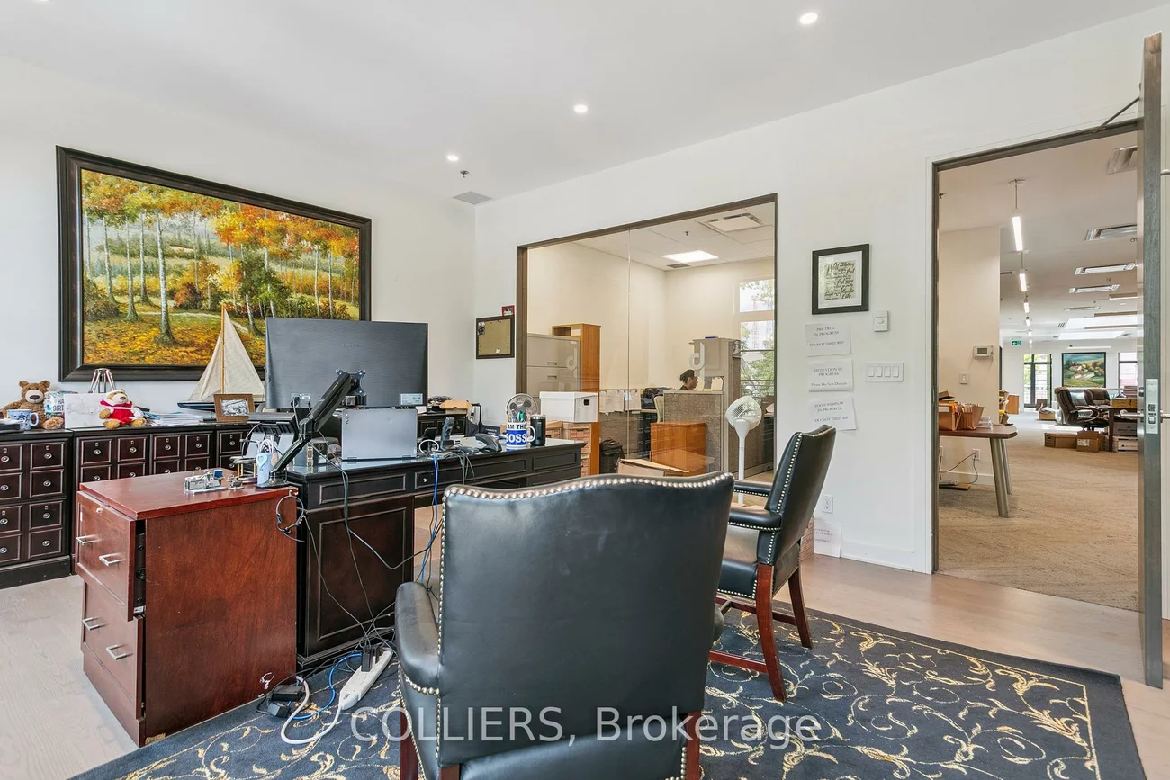 2926, Dundas, Junction Area, Toronto