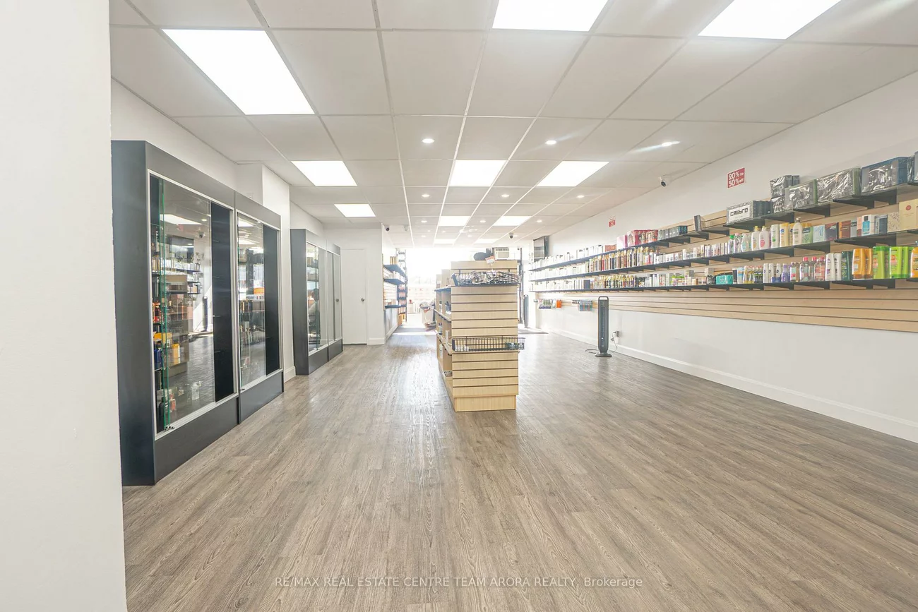 2639, Islington, Thistletown-Beaumonde Heights, Toronto