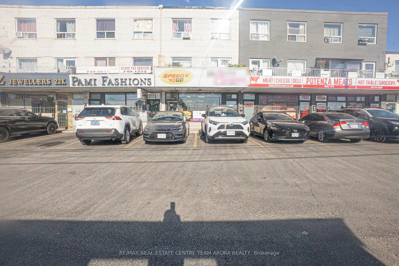 2639, Islington, Thistletown-Beaumonde Heights, Toronto