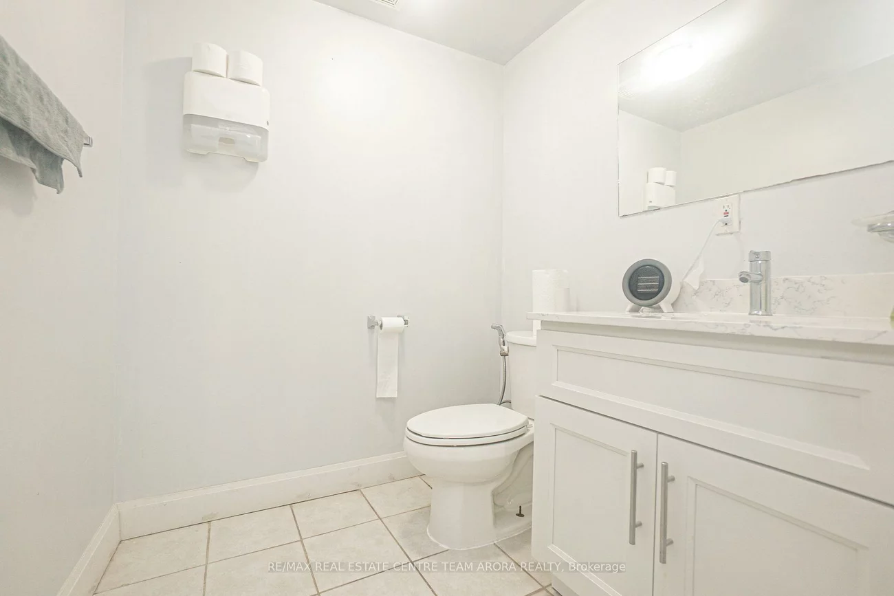 2639, Islington, Thistletown-Beaumonde Heights, Toronto