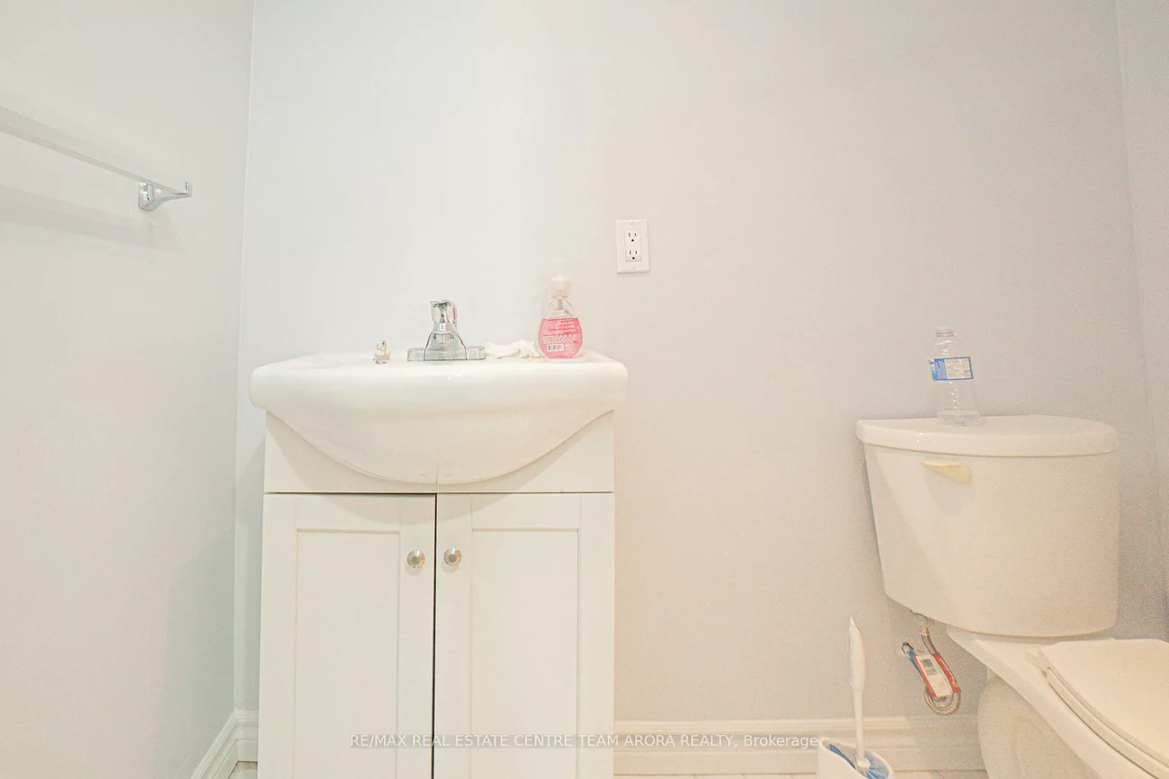 2639, Islington, Thistletown-Beaumonde Heights, Toronto