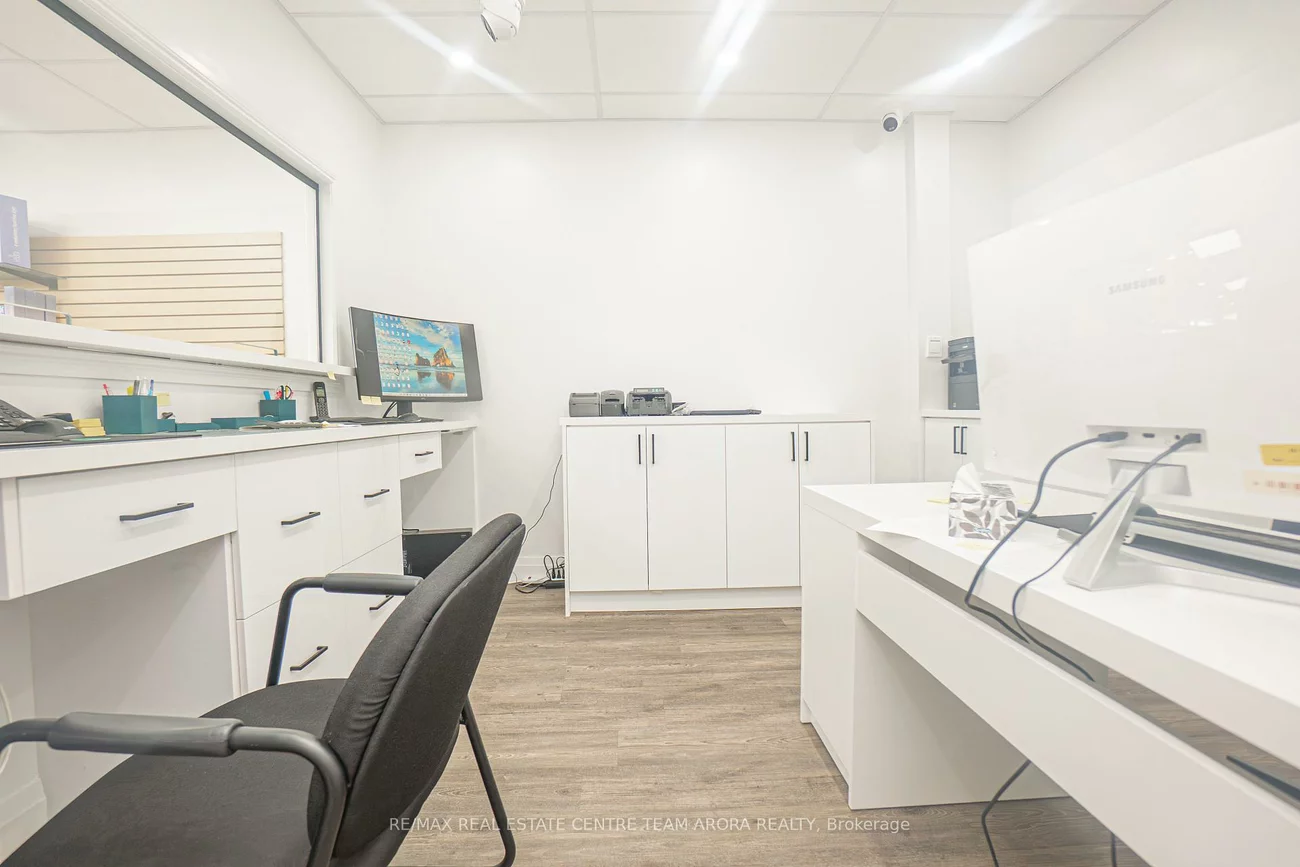 2639, Islington, Thistletown-Beaumonde Heights, Toronto