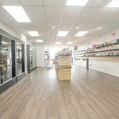 2639, Islington, Thistletown-Beaumonde Heights, Toronto