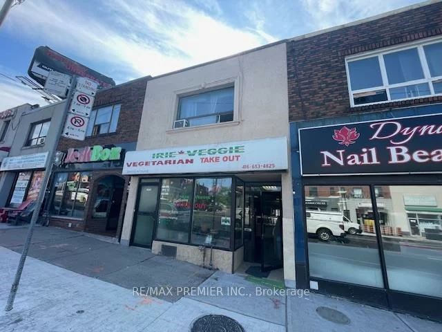 2593, Eglinton, Keelesdale-Eglinton West, Toronto