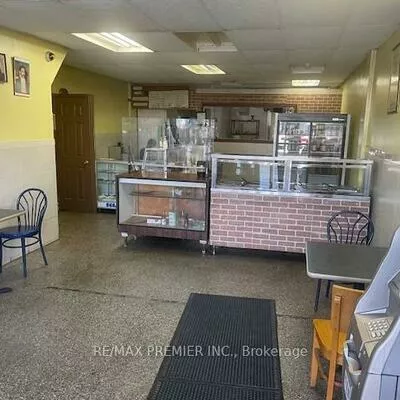 2593, Eglinton, Keelesdale-Eglinton West, Toronto