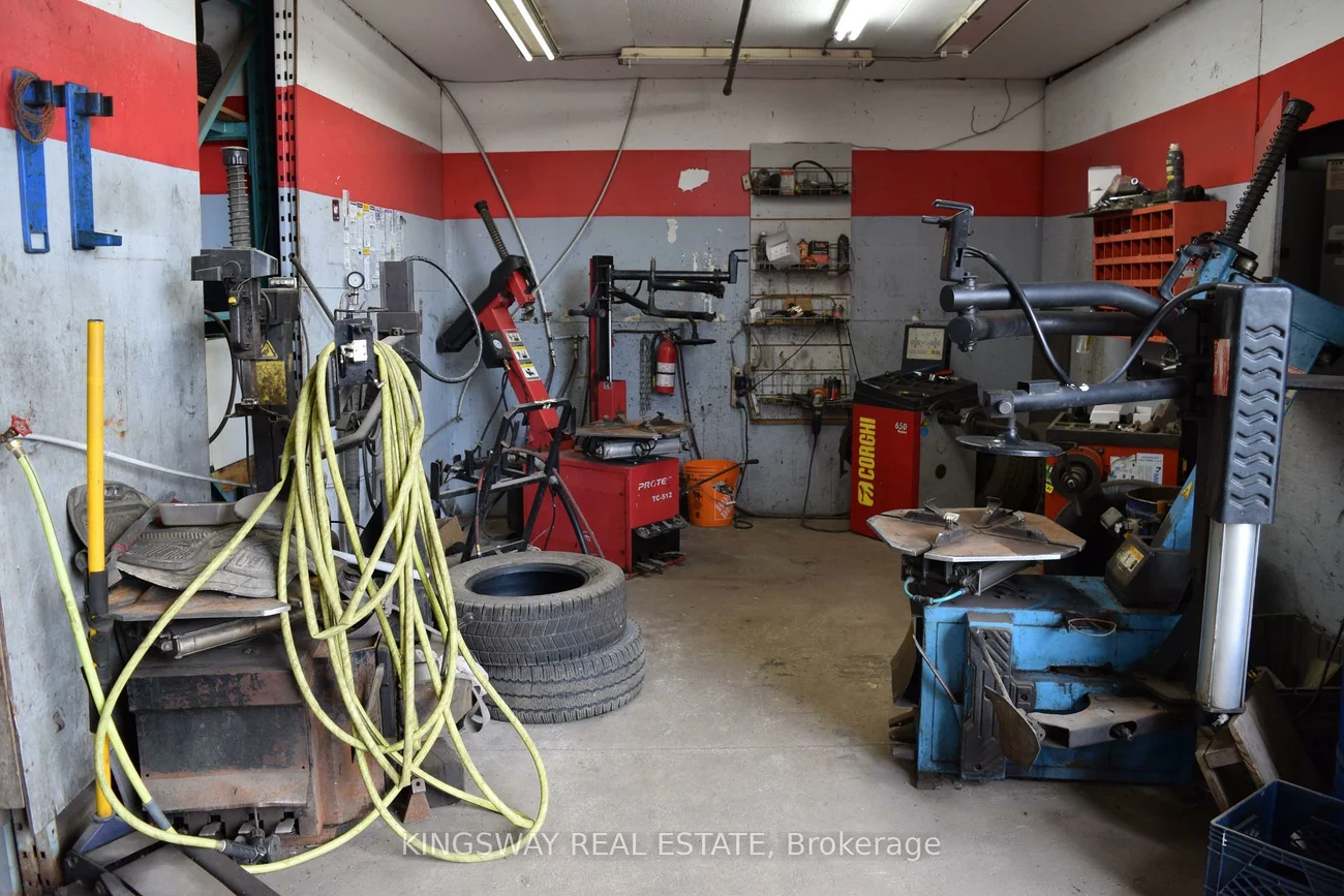 471, Garyray, Humber Summit, Toronto