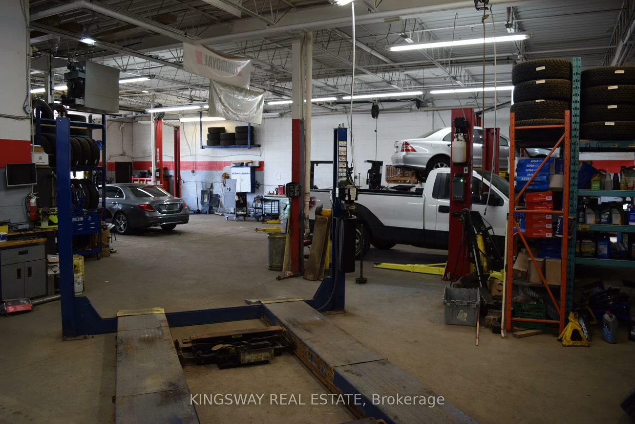 471, Garyray, Humber Summit, Toronto