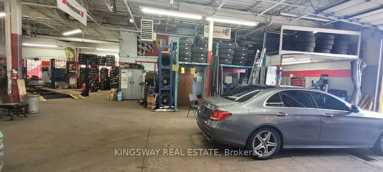 471, Garyray, Humber Summit, Toronto