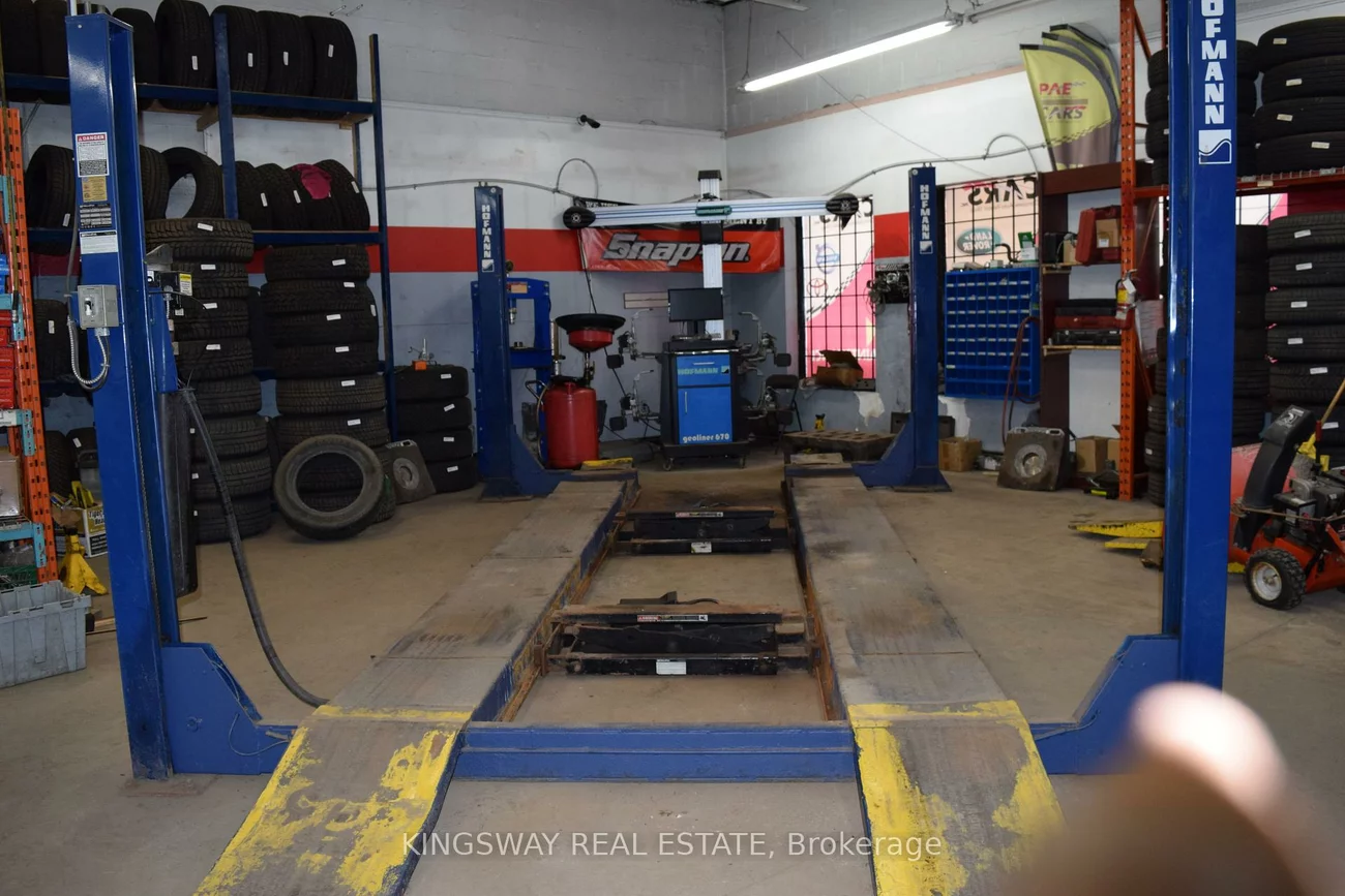 471, Garyray, Humber Summit, Toronto