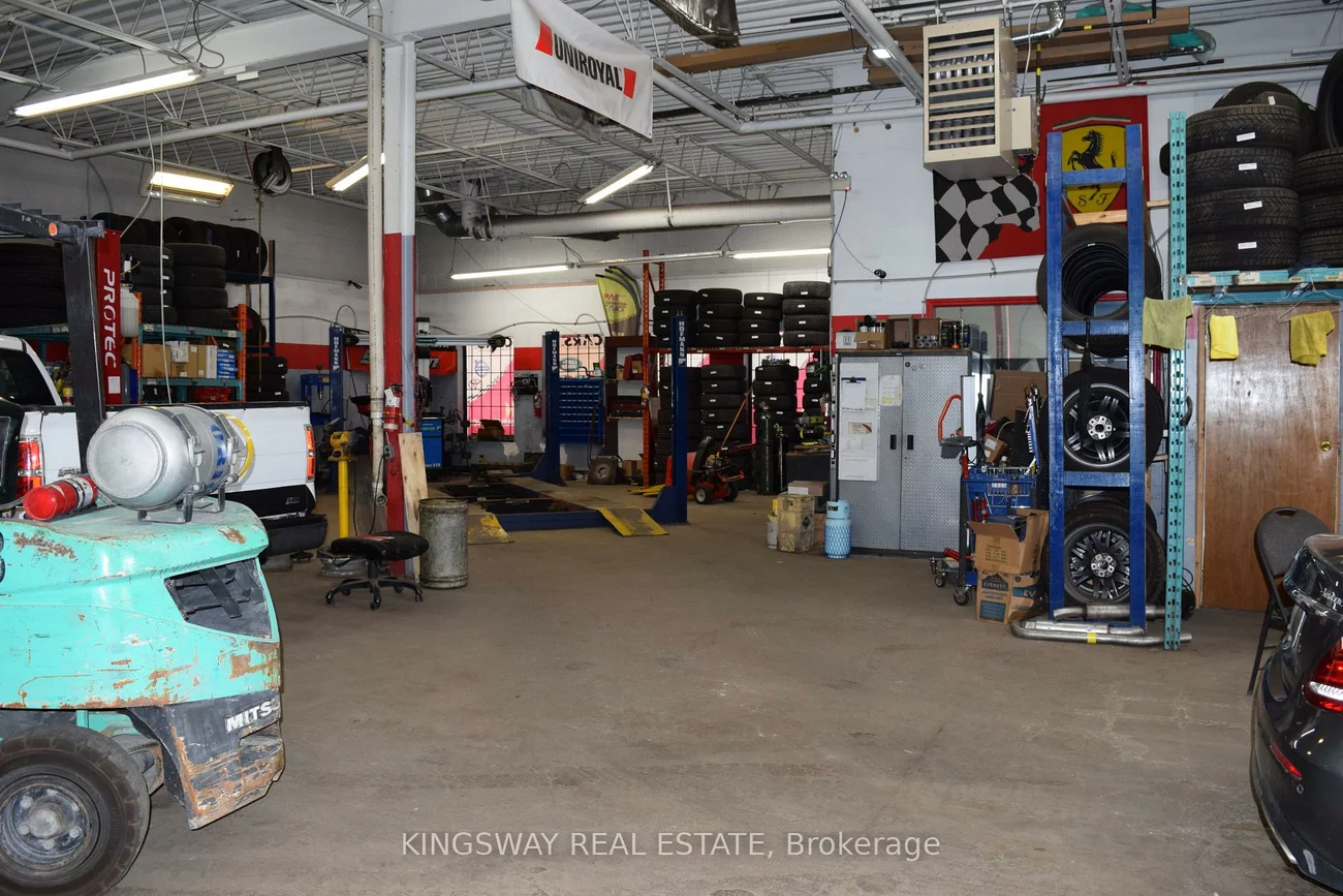 471, Garyray, Humber Summit, Toronto