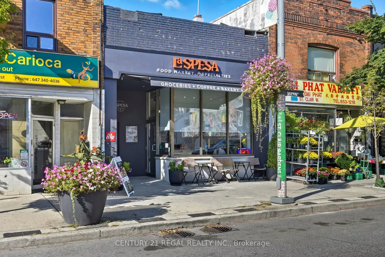 1700, St Clair, Weston-Pellam Park, Toronto