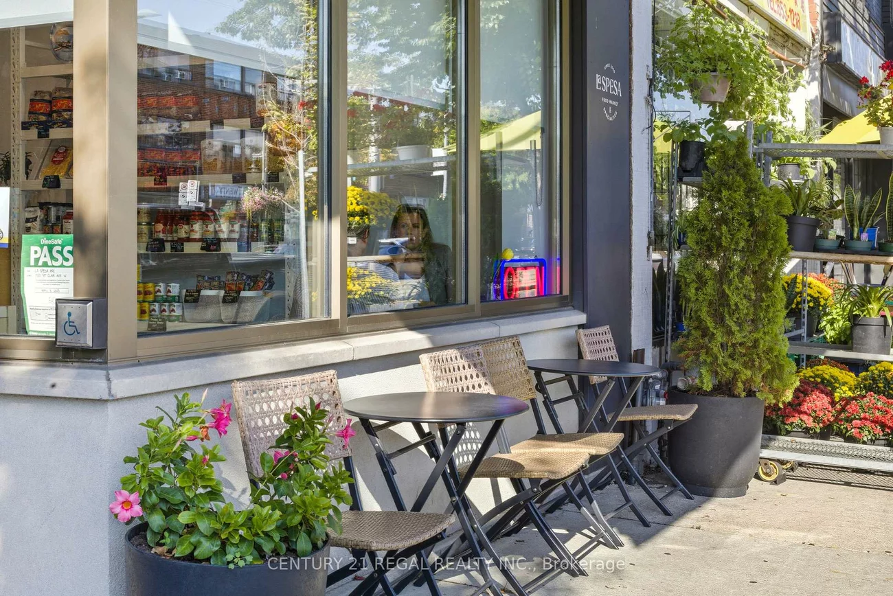 1700, St Clair, Weston-Pellam Park, Toronto