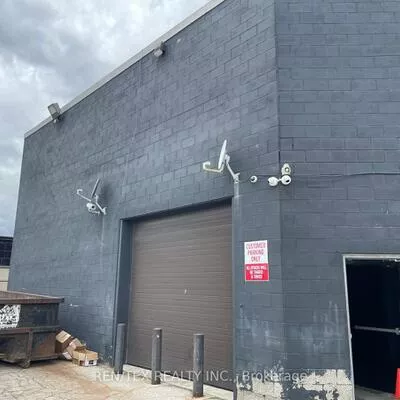 Commercial for sale, 131, Cartwright, Yorkdale-Glen Park, Toronto