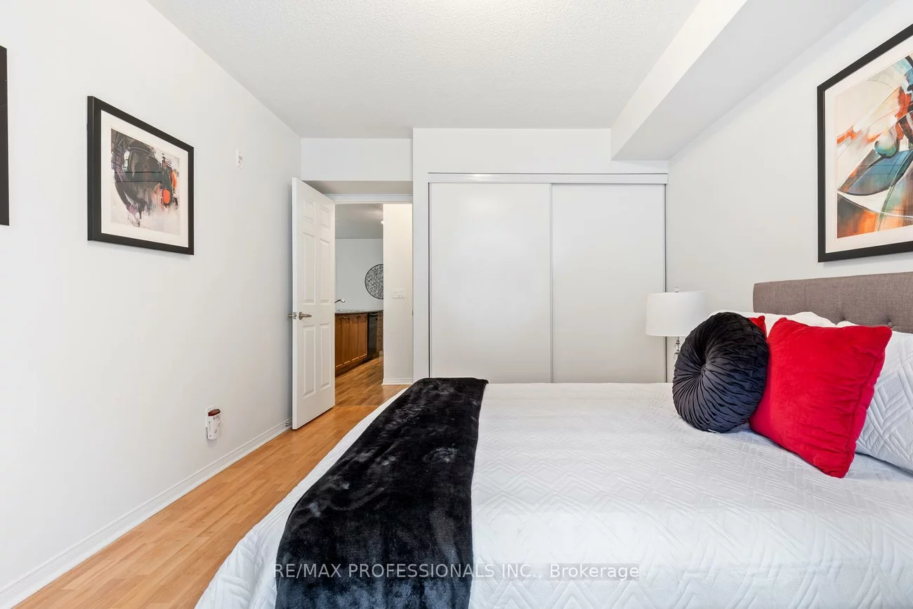 3400, Lake Shore, Long Branch, Toronto
