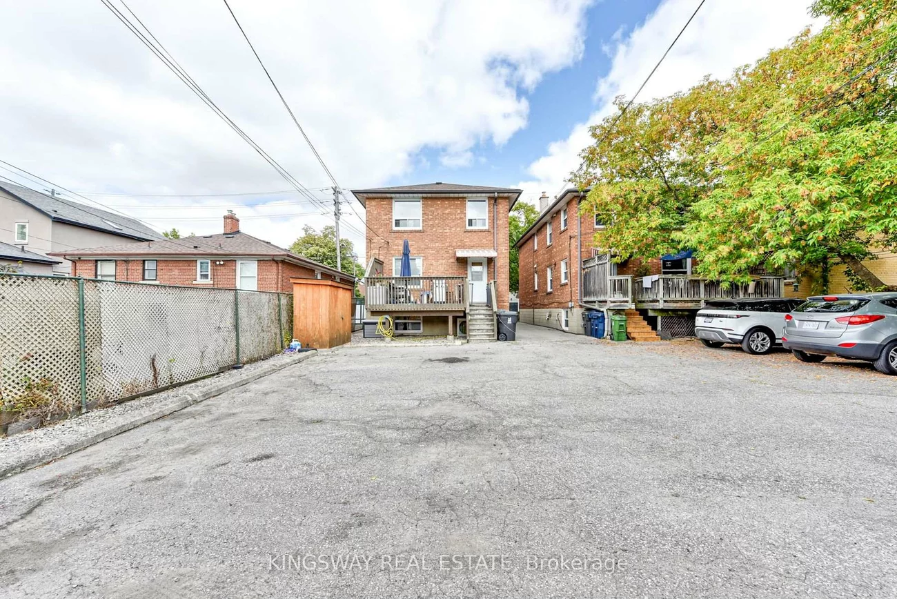 29, Evans, Mimico, Toronto