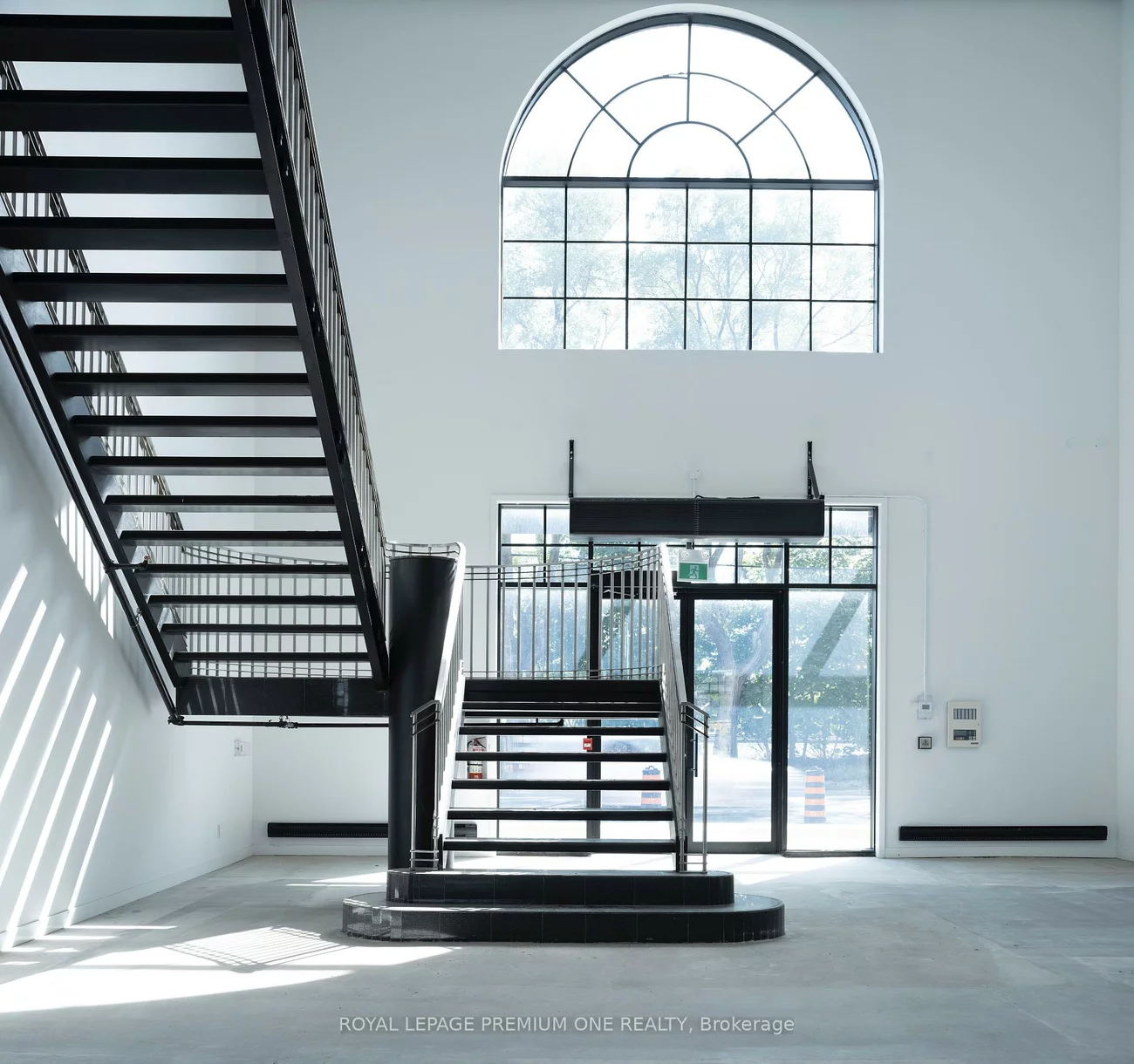 2650, St Clair, Rockcliffe-Smythe, Toronto