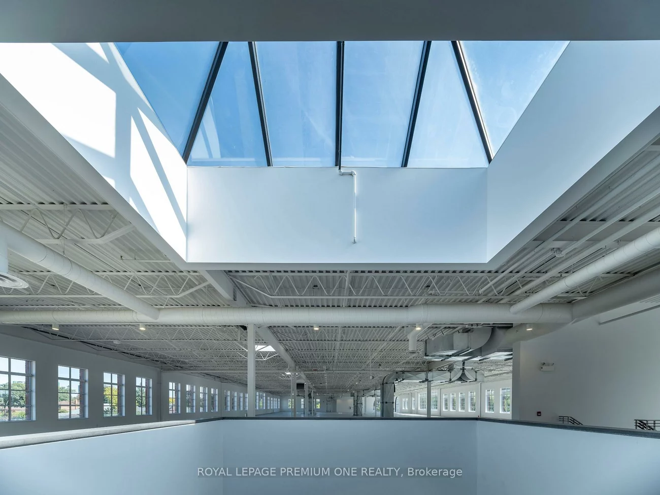 2650, St Clair, Rockcliffe-Smythe, Toronto
