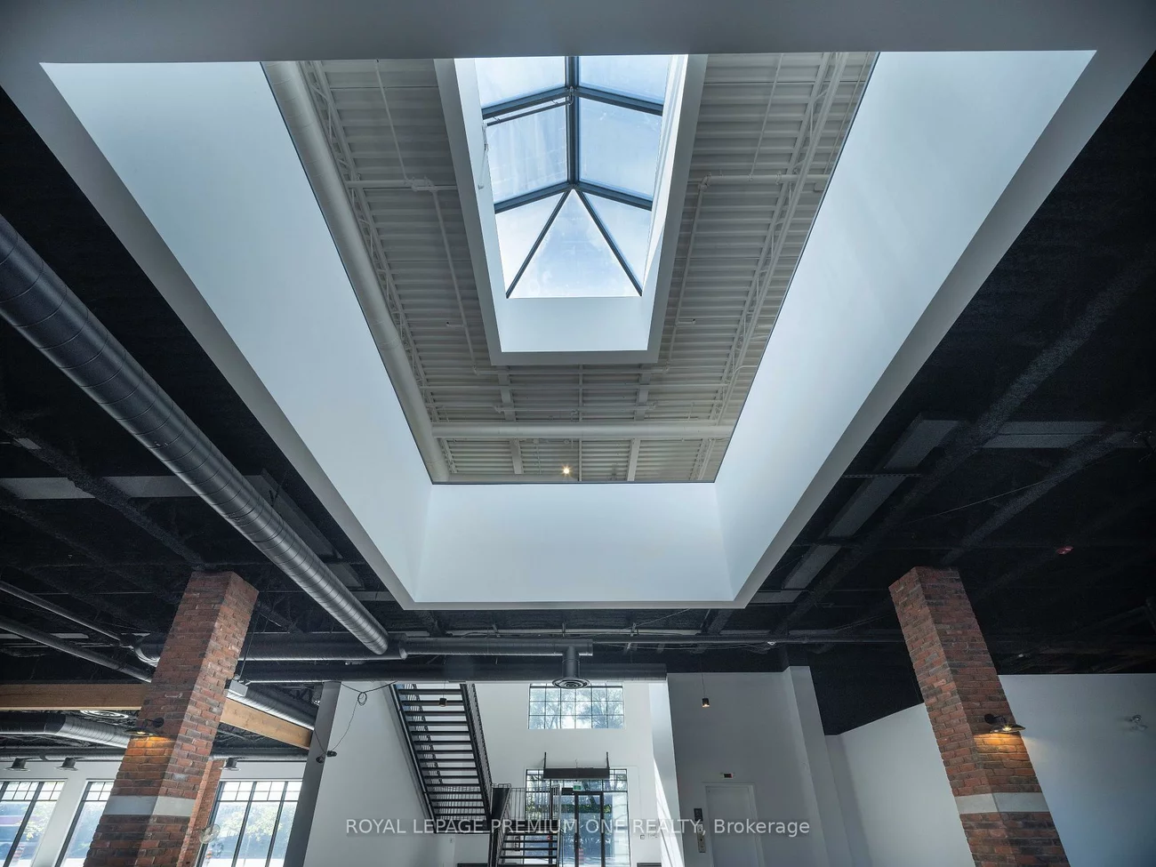 2650, St Clair, Rockcliffe-Smythe, Toronto