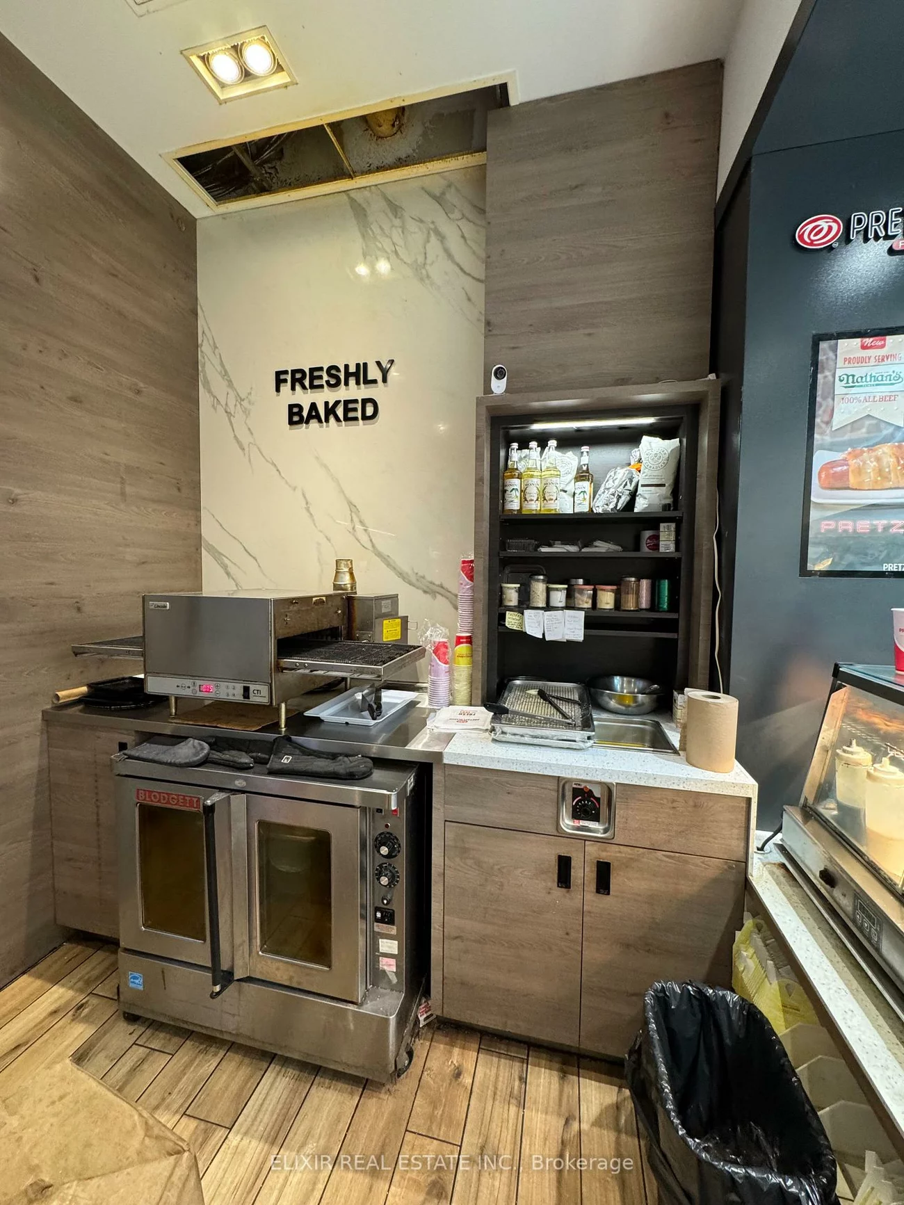 25, The West Mall, Islington-City Centre West, Toronto