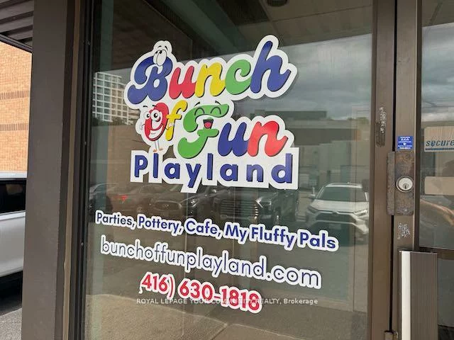 11, Kodiak, York University Heights, Toronto