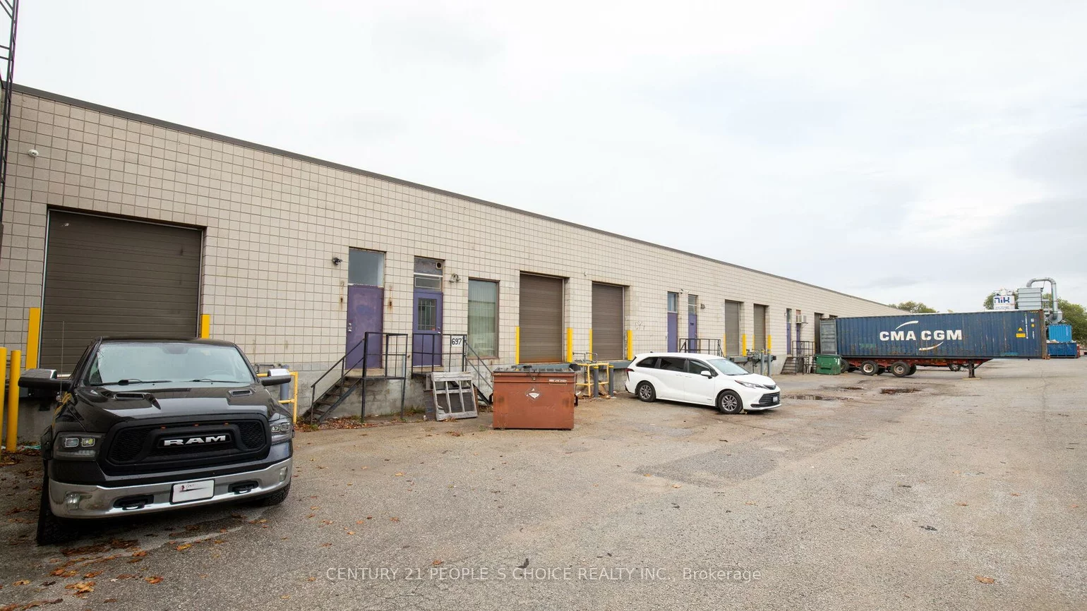 697, Petrolia, York University Heights, Toronto