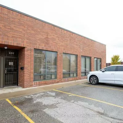 697, Petrolia, York University Heights, Toronto