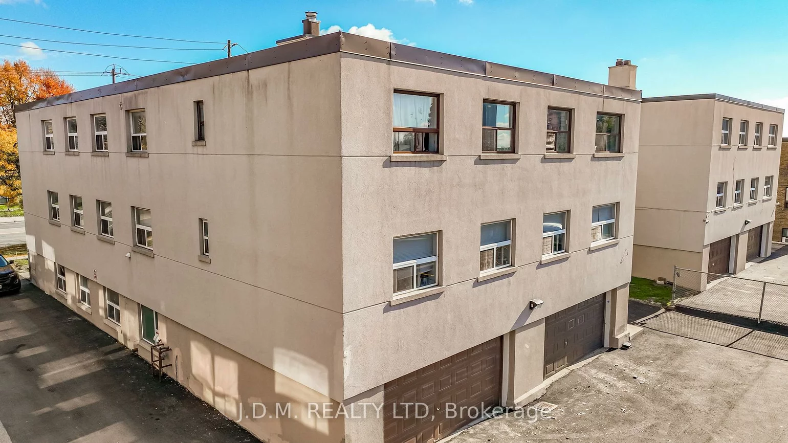 2428, Keele, Maple Leaf, Toronto