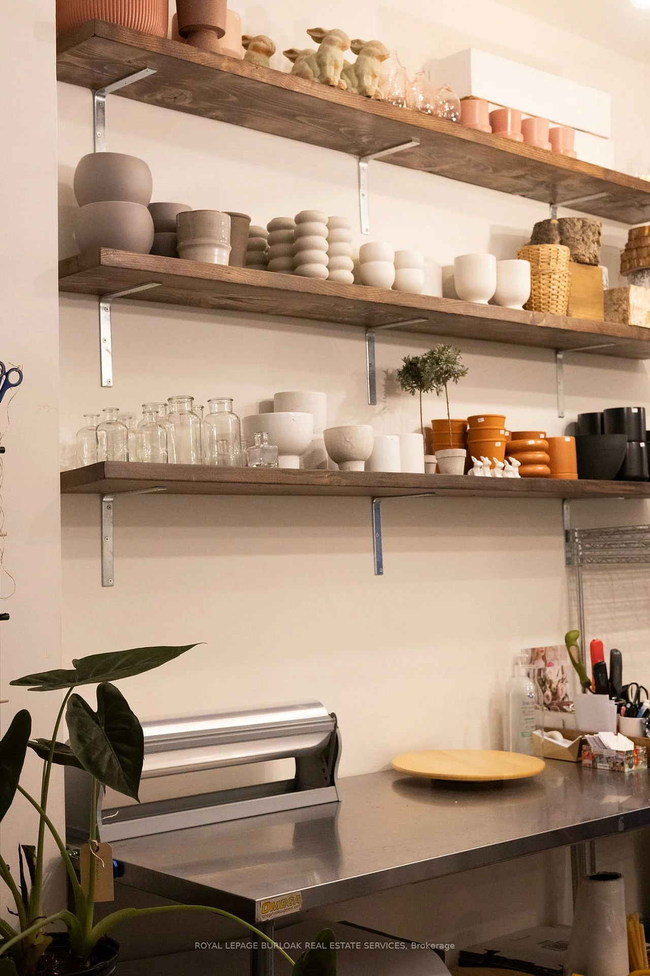 3130, Dundas, Junction Area, Toronto