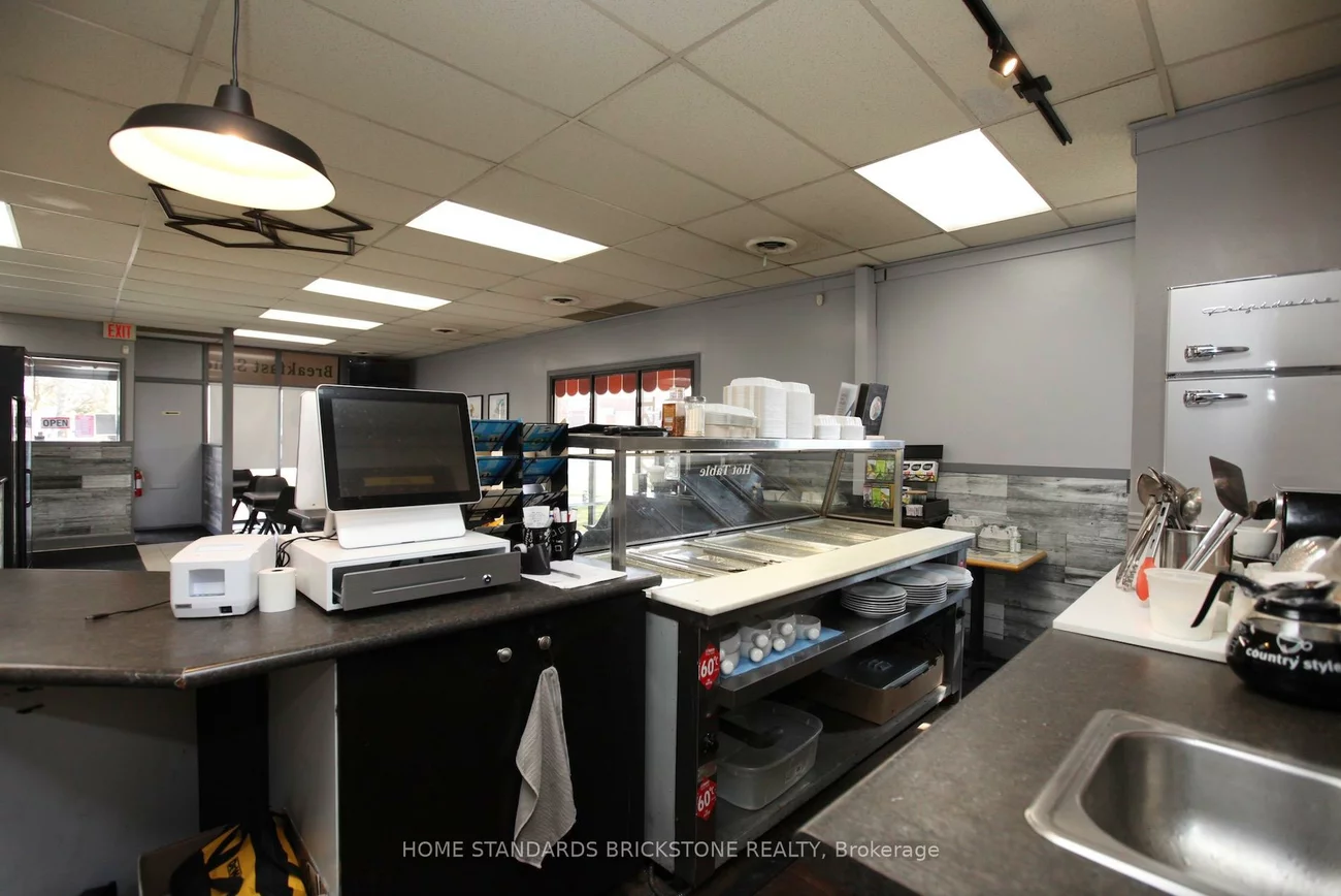 4069, Chesswood, York University Heights, Toronto