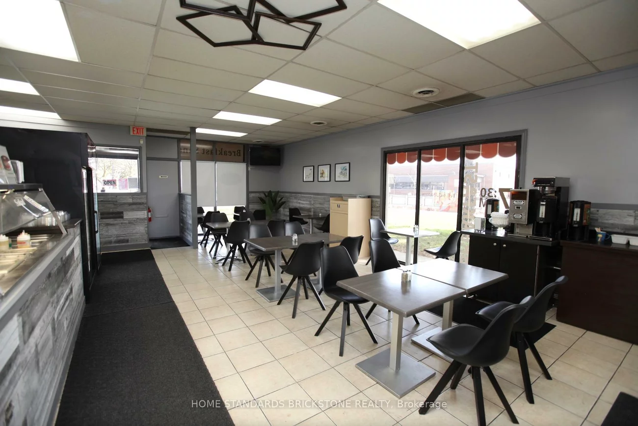 4069, Chesswood, York University Heights, Toronto