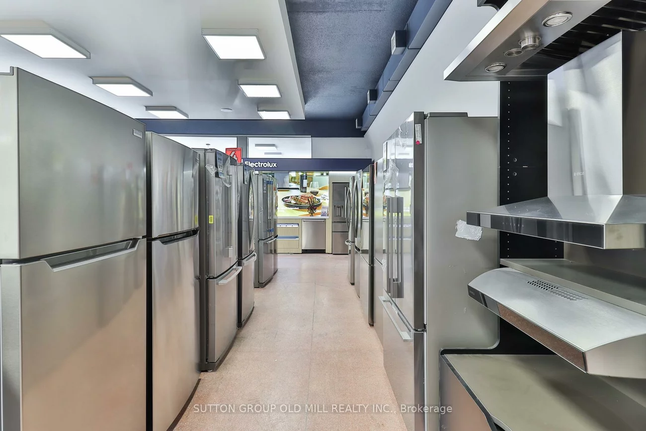 2882, Lake Shore, New Toronto, Toronto