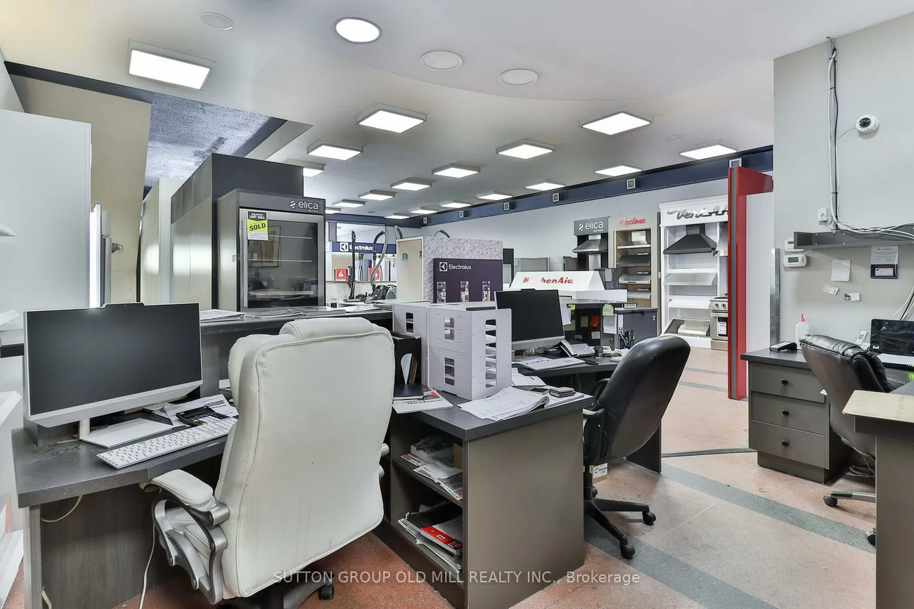 2882, Lake Shore, New Toronto, Toronto