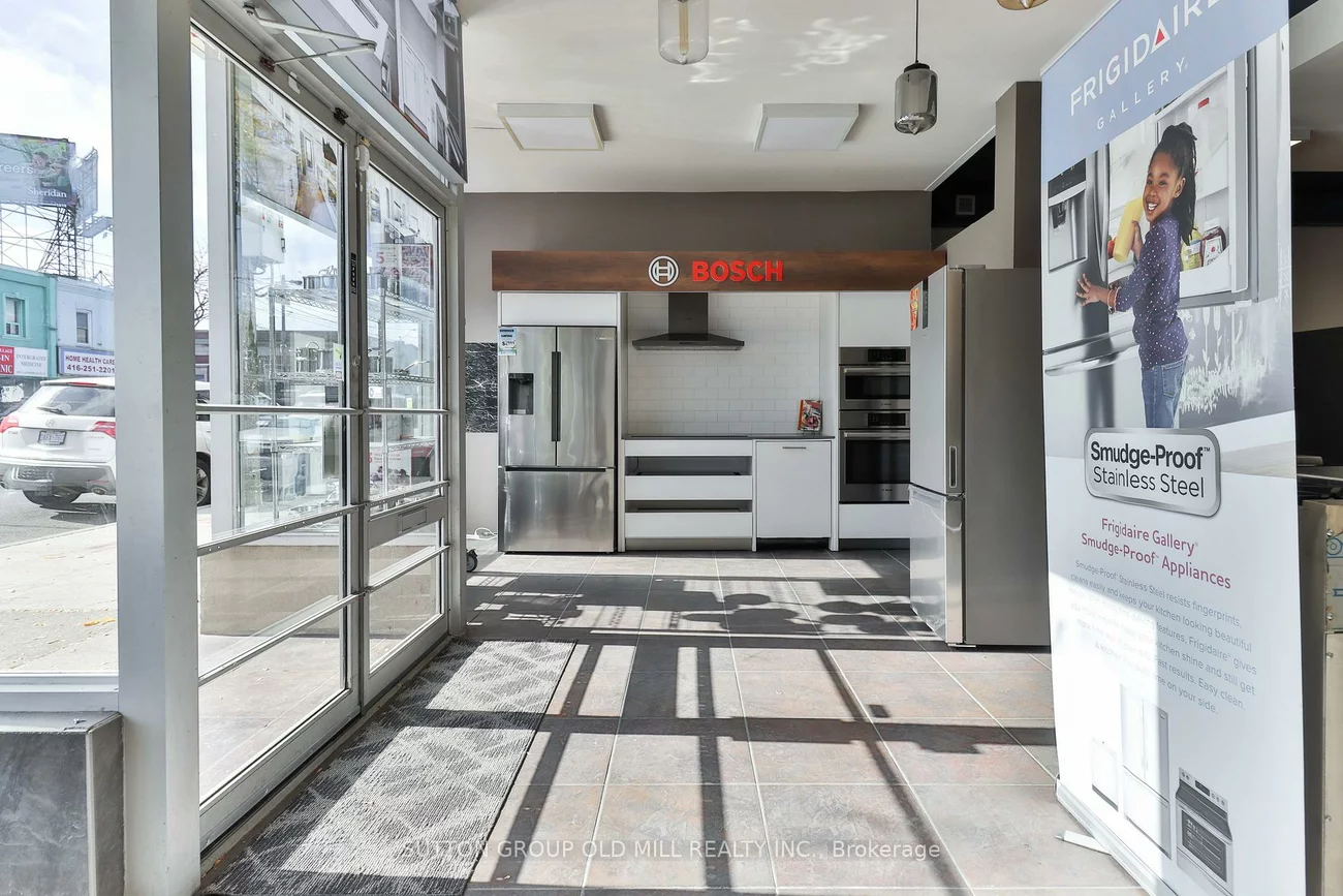 2882, Lake Shore, New Toronto, Toronto