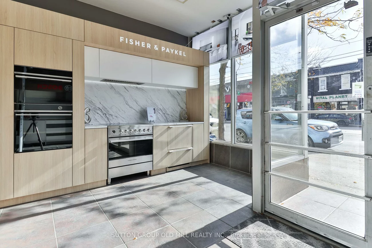 2882, Lake Shore, New Toronto, Toronto