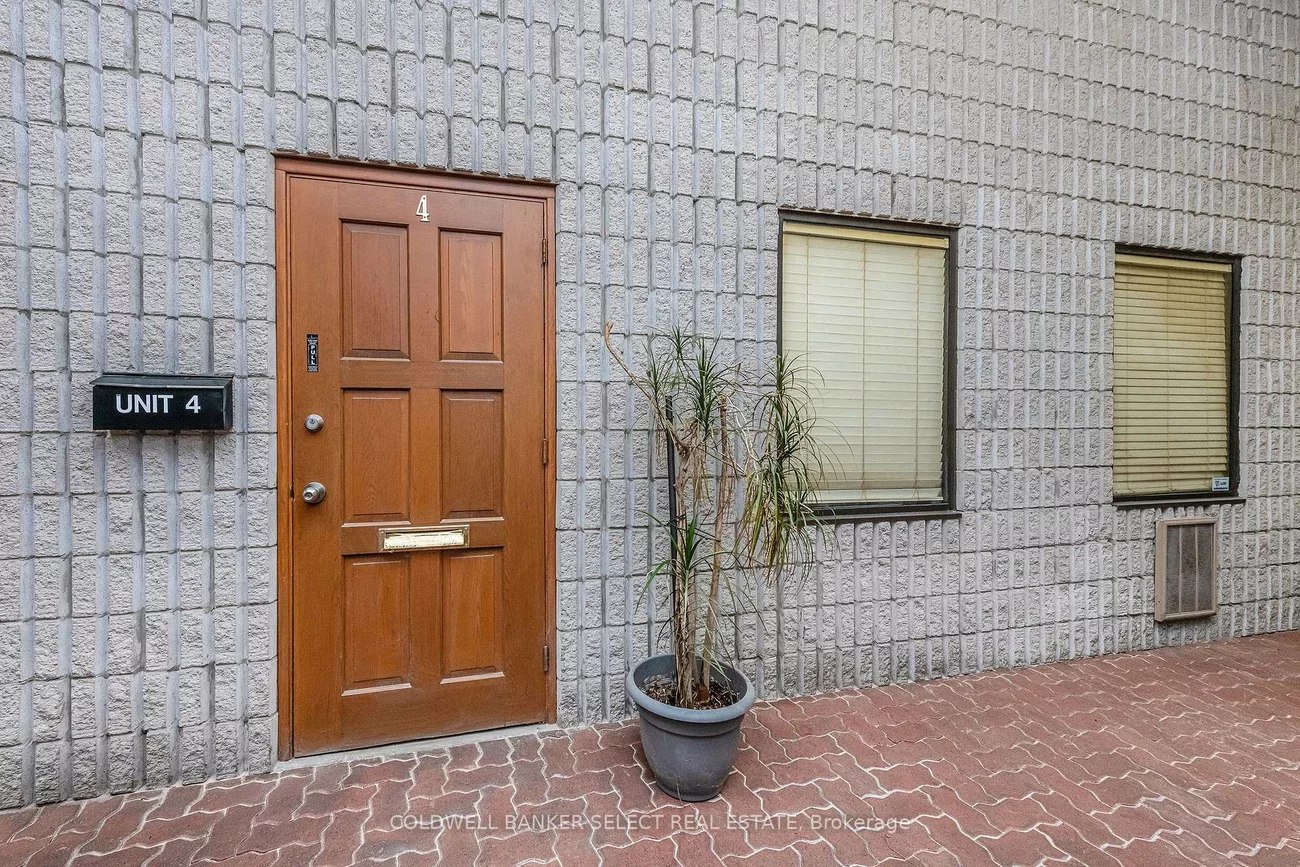 32, Goodmark, West Humber-Clairville, Toronto