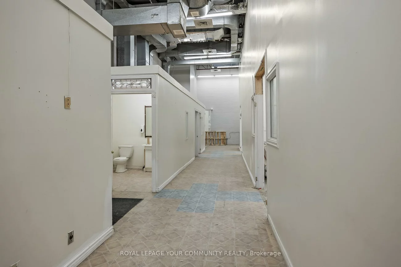 785, Arrow, Humbermede, Toronto